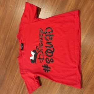 Red Kids Disney Squad tee. Size 5-6